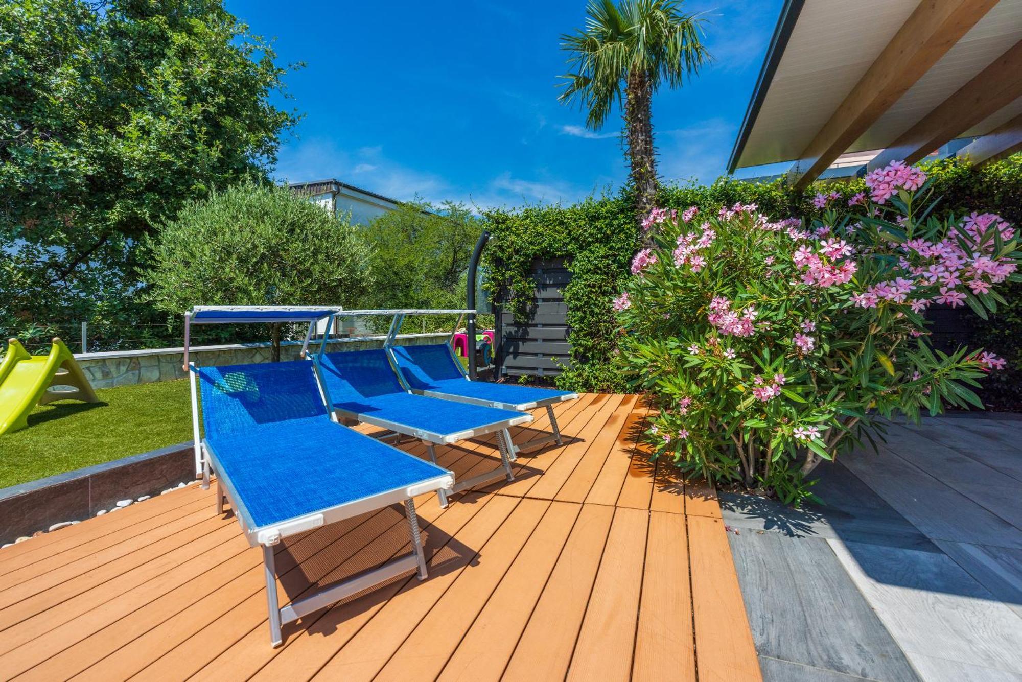 Relax Derossi 2 Apartment Crikvenica Bagian luar foto