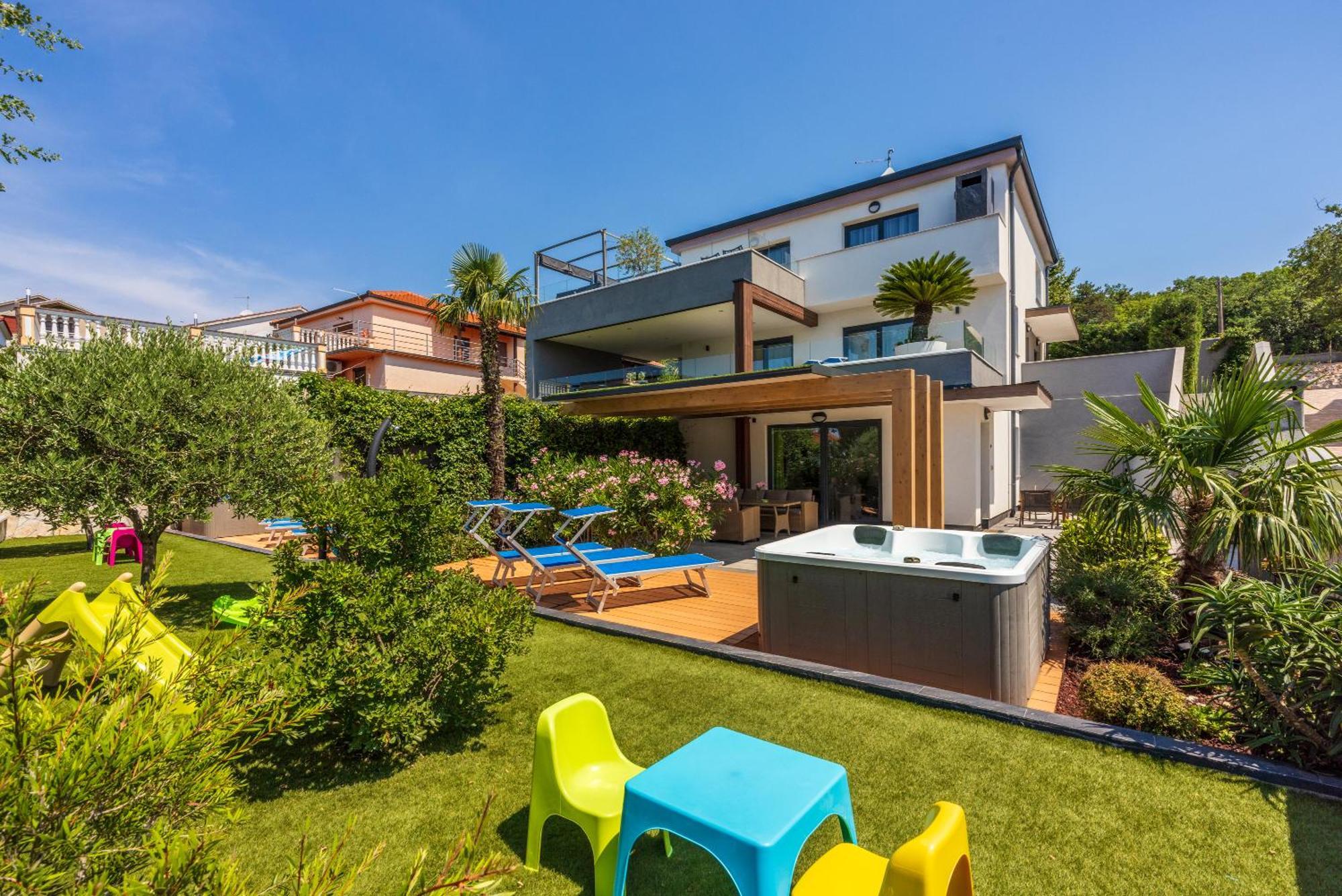 Relax Derossi 2 Apartment Crikvenica Bagian luar foto