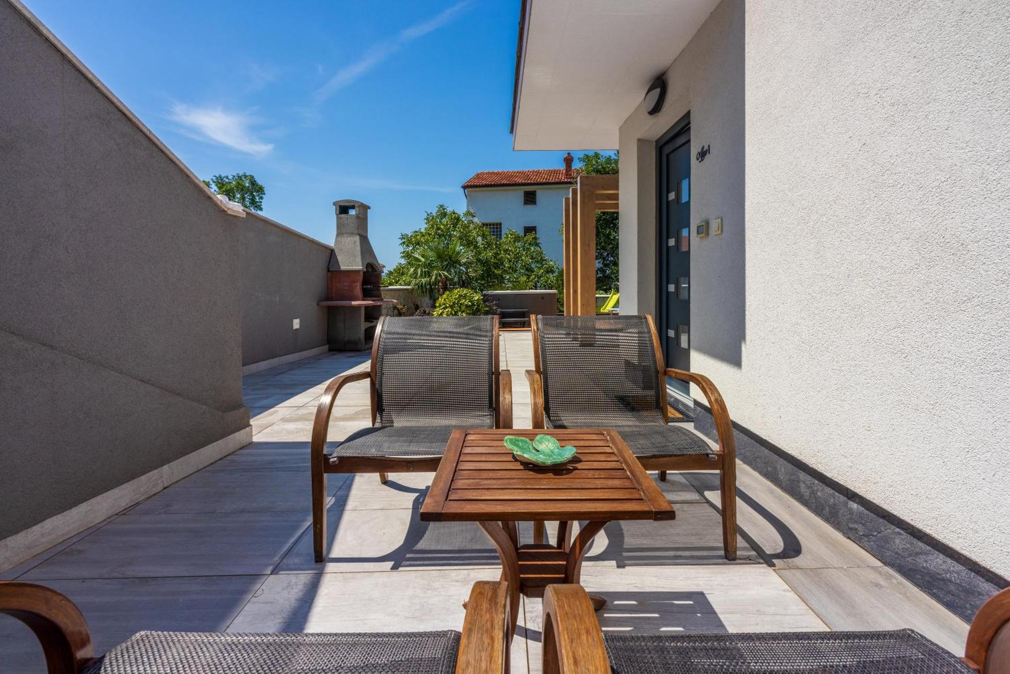Relax Derossi 2 Apartment Crikvenica Bagian luar foto